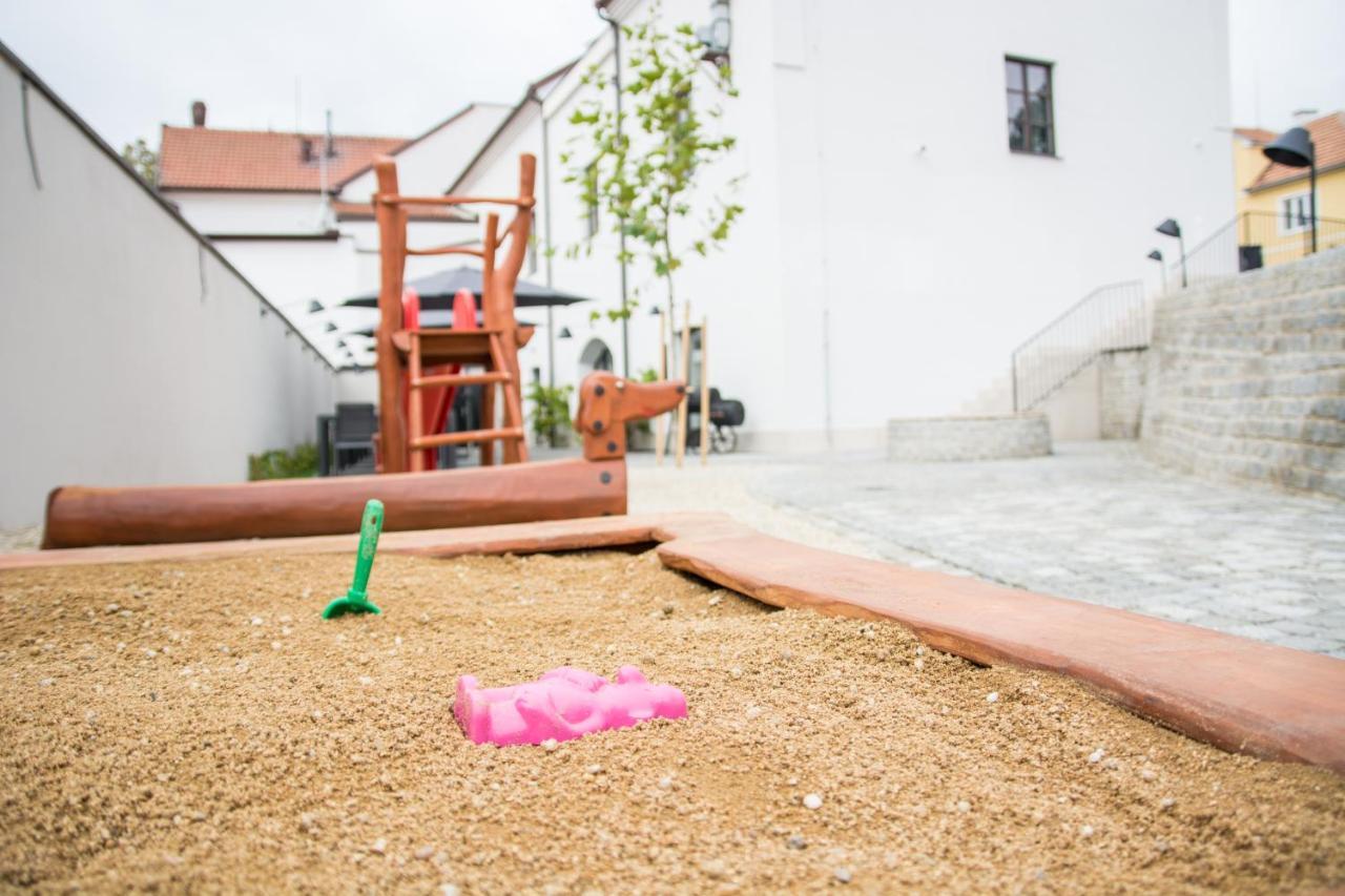 Hotel Restaurant Na Navsi Říčany Kültér fotó