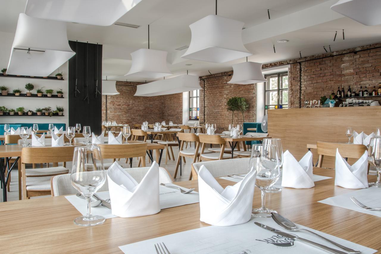 Hotel Restaurant Na Navsi Říčany Kültér fotó
